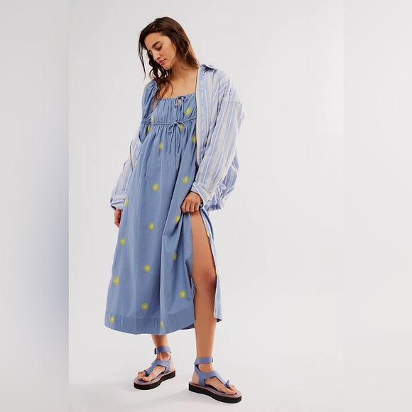 New Free People✨Emory Embroidered Midi Dress- Blue Combo - Picture 1 of 7